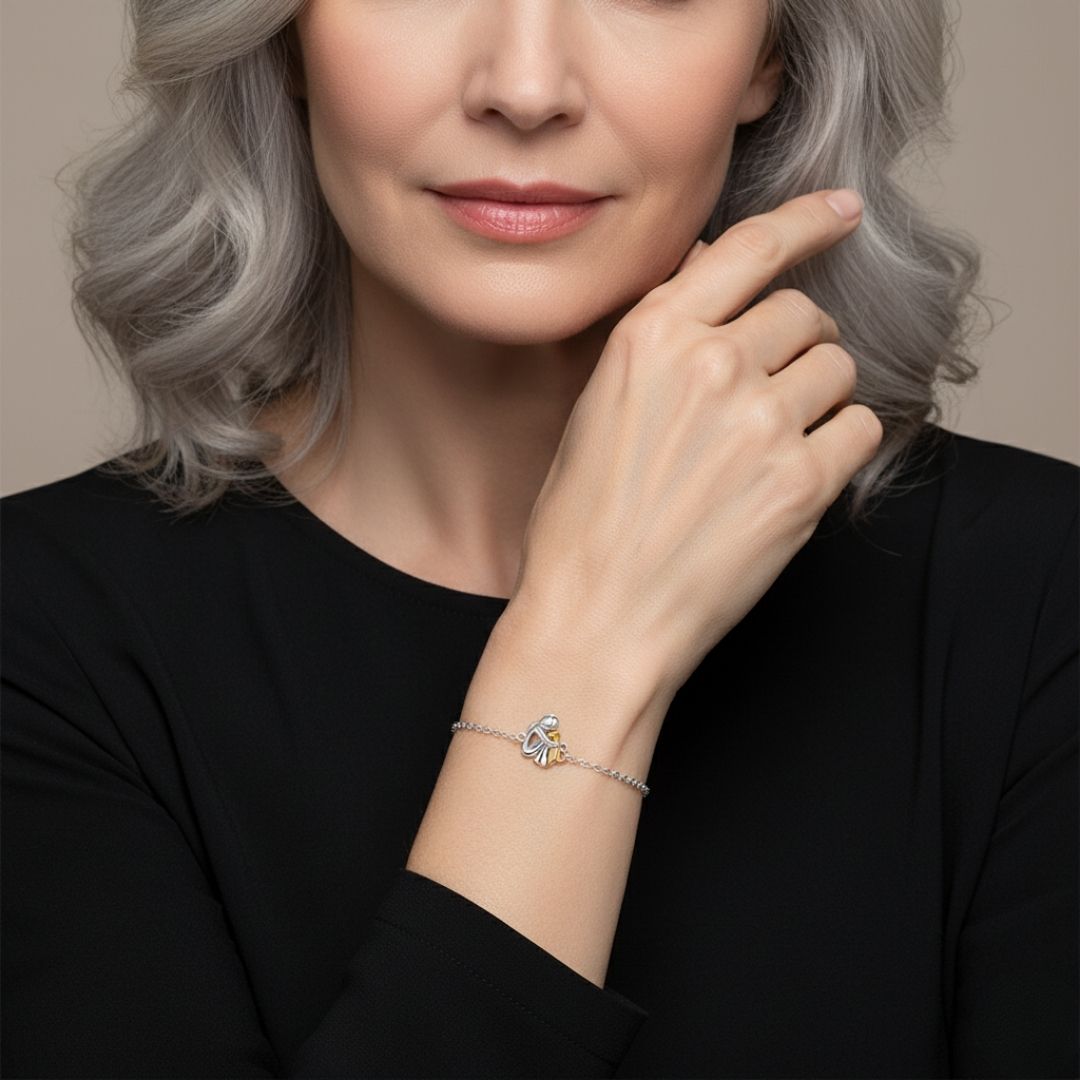 The Everlasting Companion Charm Bracelet