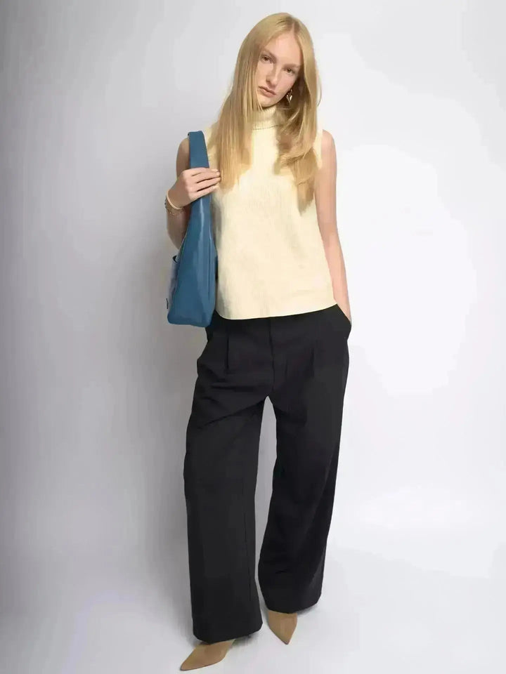 The Essential Luna Shoulder Bag