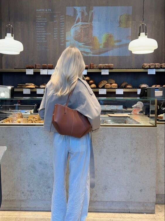 Lola - Tote Handbag