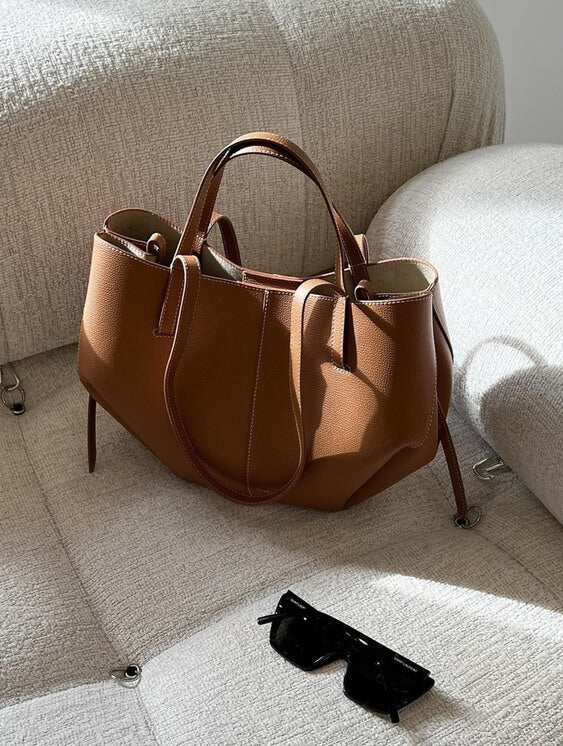 Lola - Tote Handbag