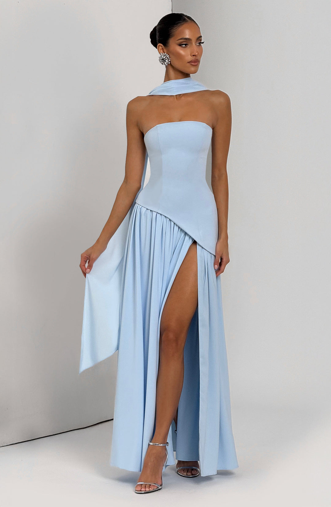 Jiselle | Brown Tight High Split Maxi Dress