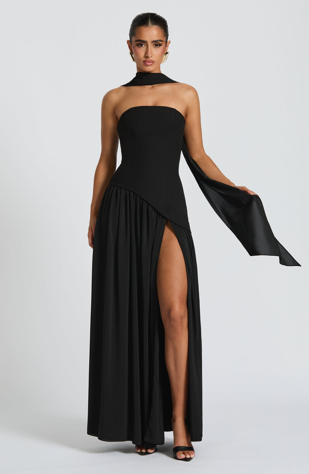 Jiselle | Brown Tight High Split Maxi Dress