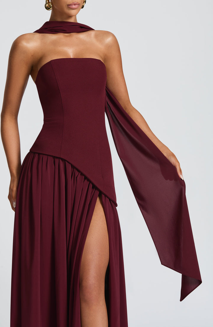 Jiselle | Brown Tight High Split Maxi Dress