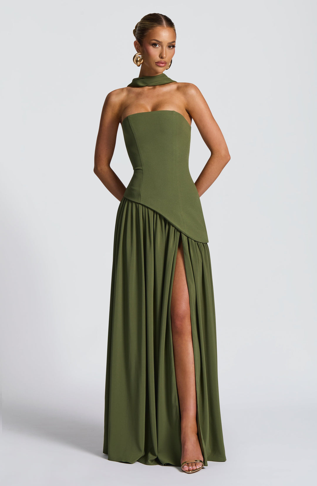 Jiselle | Brown Tight High Split Maxi Dress