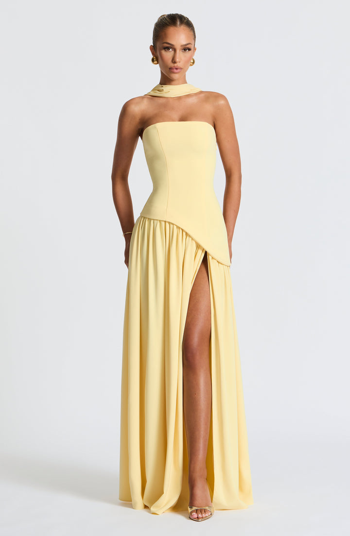 Jiselle - Yellow Tight High Split Maxi Dress